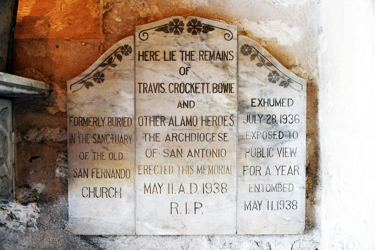 132 The remains of the heros of the Alamo are entombed in the Cathedral.JPG